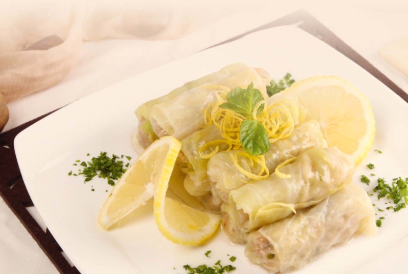 Stuffed Cabbage Leaves with Chestnut